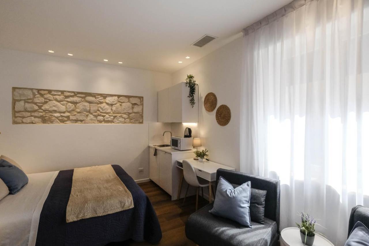 Verona Sweet Rooms - Affitti Brevi Italia Exterior photo